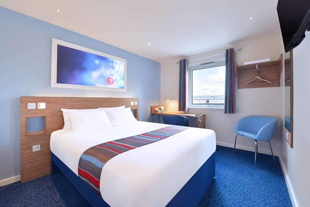 Old Colwyn Travelodge Colwyn Bay חדר תמונה