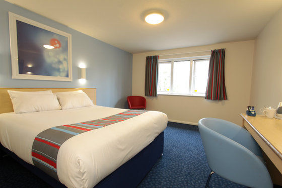 Old Colwyn Travelodge Colwyn Bay חדר תמונה