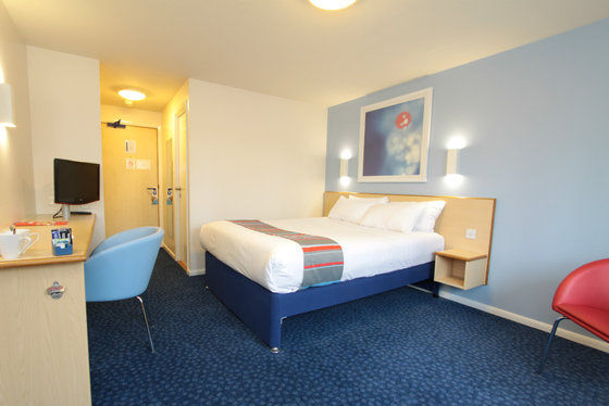 Old Colwyn Travelodge Colwyn Bay חדר תמונה